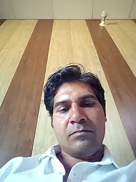 johnny8731 online show from March 2026 04:40:01 AM