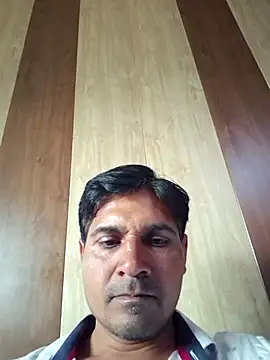 johnny8731 online show from April 2026 11:47:02 AM