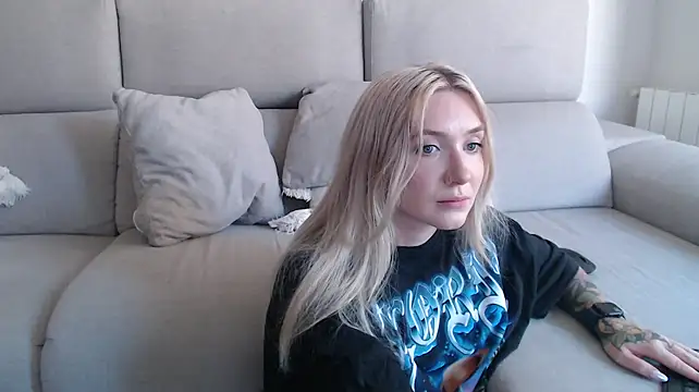 tattoobbgirl online show from September 2025 11:56:01 AM