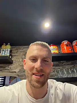 Snapshot of trainwithme chatting on April 2026 11:27:02 AM trainwithme online show from April 2026 11:27:02 AM