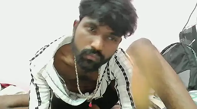 Snapshot of dusky-body chatting on March 2025 05:45:02 PM dusky-body online show from March 2025 05:45:02 PM