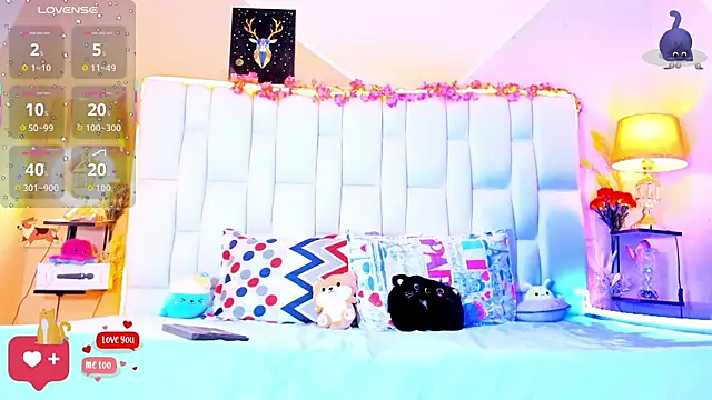 cherryboom23 online show from December 2025 05:29:01 PM