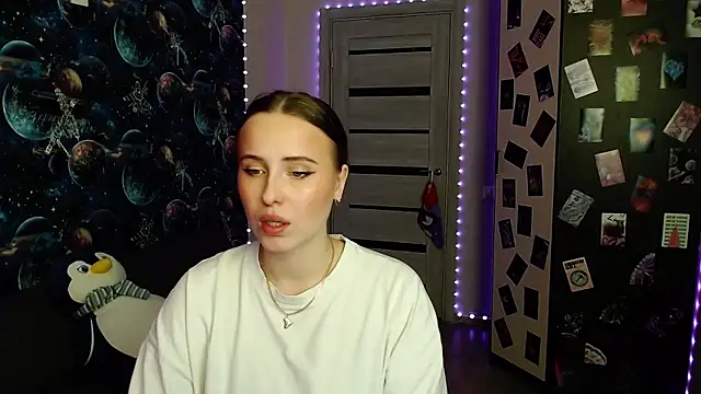 BarbiePieer online show from December 2025 10:46:01 AM