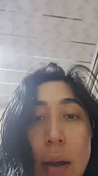 Snapshot of Elowyn chatting on May 2026 04:12:01 PM Elowyn online show from May 2026 04:12:01 PM