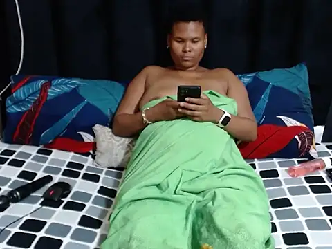 AriesCake online show from March 2025 09:01:02 PM