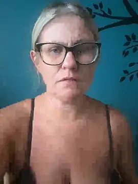 lady gloria69 online show from July 2026 07:27:02 PM