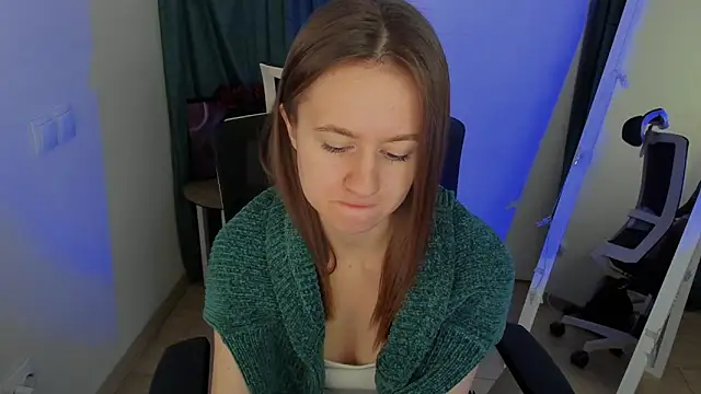 Catherine e online show from October 2025 06:20:01 PM