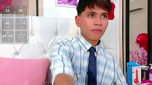 Ethan Westt online show from March 2026 09:10:01 PM