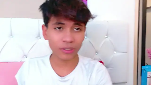 Ethan Westt online show from March 2026 08:14:02 PM