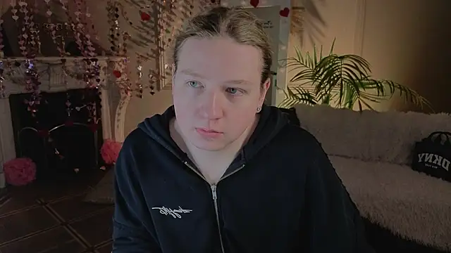 Jes Solar online show from February 2026 10:22:01 PM