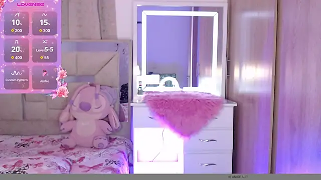 AlitaAnisee online show from April 2026 01:44:01 AM