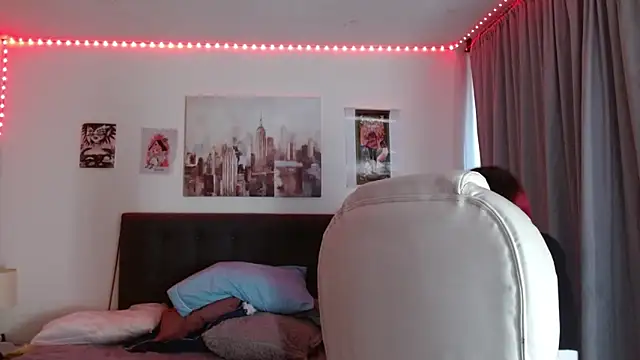 goth minerva online show from November 2025 01:13:01 PM