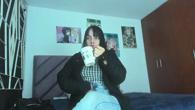 KARINNA  RAVEN online show from December 2025 01:14:02 AM