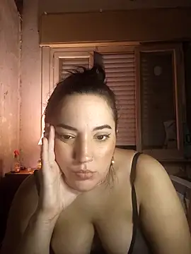 Snapshot of myla_rommer1 chatting on March 2025 01:09:02 AM myla rommer1 online show from March 2025 01:09:02 AM