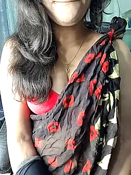 Snapshot of dimple1312 chatting on June 2026 06:20:02 PM dimple1312 online show from June 2026 06:20:02 PM
