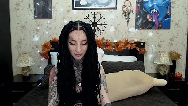Snapshot of Velvetbat chatting on October 2025 07:07:02 AM Velvetbat online show from October 2025 07:07:02 AM
