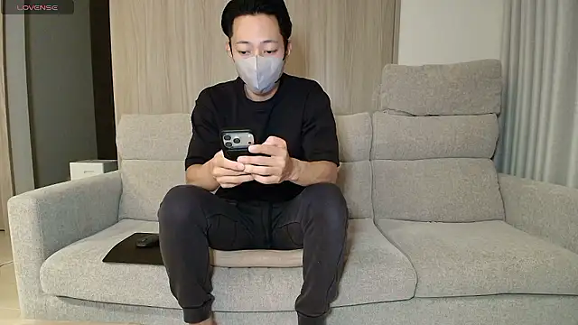i am Hiro online show from June 2026 12:09:02 PM