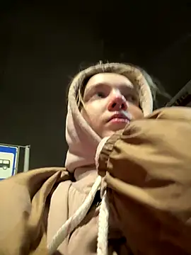 bambi lu online show from November 2025 05:01:02 PM