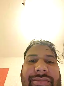 Snapshot of UAjit chatting on September 2025 01:38:02 AM UAjit online show from September 2025 01:38:02 AM