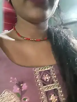 Snapshot of Eshwari_Chopra chatting on May 2026 02:18:02 AM Eshwari Chopra online show from May 2026 02:18:02 AM