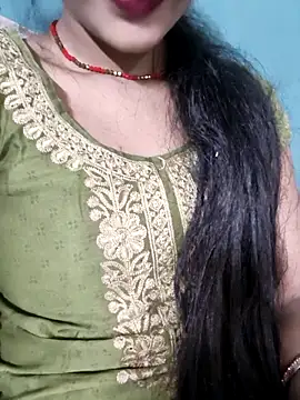 Snapshot of Eshwari_Chopra chatting on May 2026 07:25:01 AM Eshwari Chopra online show from May 2026 07:25:01 AM