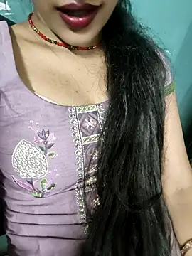 Snapshot of Eshwari_Chopra chatting on May 2026 05:43:01 PM Eshwari Chopra online show from May 2026 05:43:01 PM
