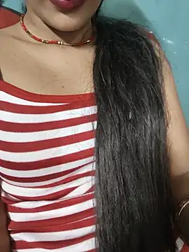 Snapshot of Eshwari_Chopra chatting on May 2026 05:29:01 PM Eshwari Chopra online show from May 2026 05:29:01 PM
