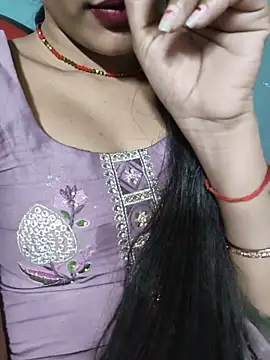 Snapshot of Eshwari_Chopra chatting on May 2026 05:09:02 PM Eshwari Chopra online show from May 2026 05:09:02 PM