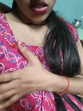 Snapshot of Eshwari_Chopra chatting on June 2026 01:28:02 AM Eshwari Chopra online show from June 2026 01:28:02 AM