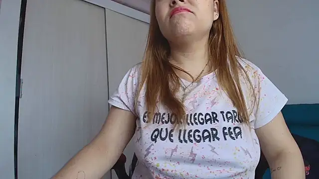 lovehotpink online show from December 2025 05:18:02 PM