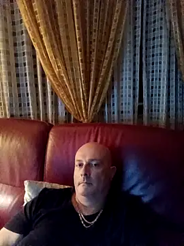 Alexis Bull online show from October 2025 11:09:02 PM