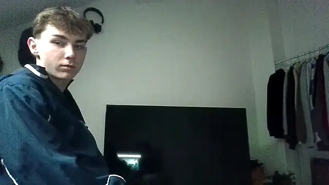 Snapshot of colar55x chatting on April 2026 04:01:01 PM colar55x online show from April 2026 04:01:01 PM