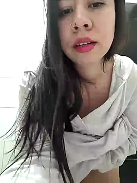 Yuli Mars online show from December 2025 03:14:02 AM