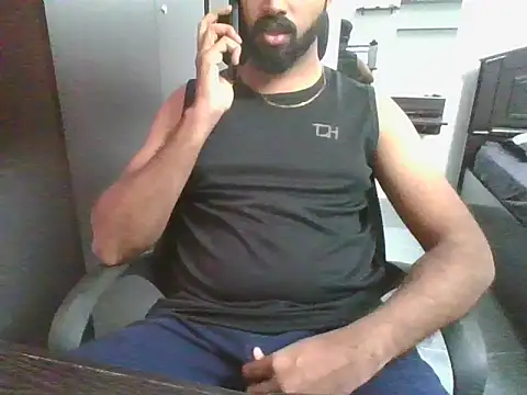 lovelyakash69 online show from December 2025 04:51:02 AM