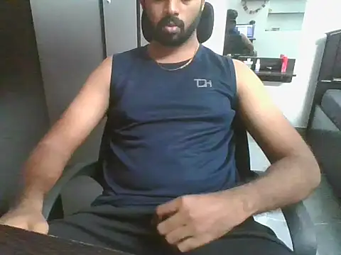 lovelyakash69 online show from March 2026 07:36:02 AM