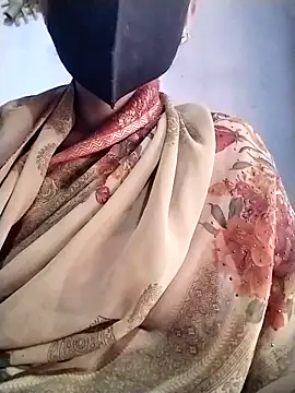 Snapshot of Soniy-Maax chatting on February 2026 08:21:01 AM Soniy-Maax online show from February 2026 08:21:01 AM