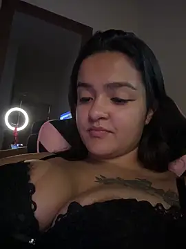 Snapshot of Manu_2002_ chatting on February 2026 01:05:02 PM Manu 2002 online show from February 2026 01:05:02 PM