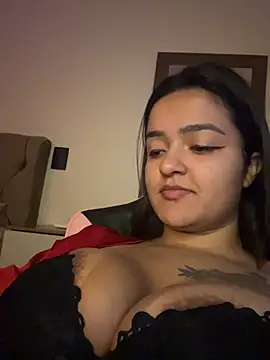 Snapshot of Manu_2002_ chatting on February 2026 03:54:01 PM Manu 2002 online show from February 2026 03:54:01 PM