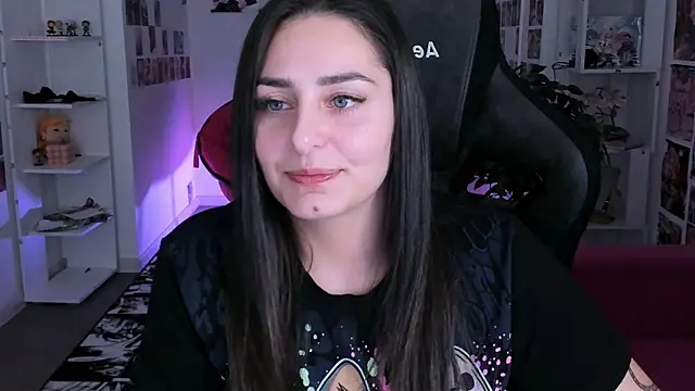 ValeriiMills online show from January 2026 02:44:01 PM