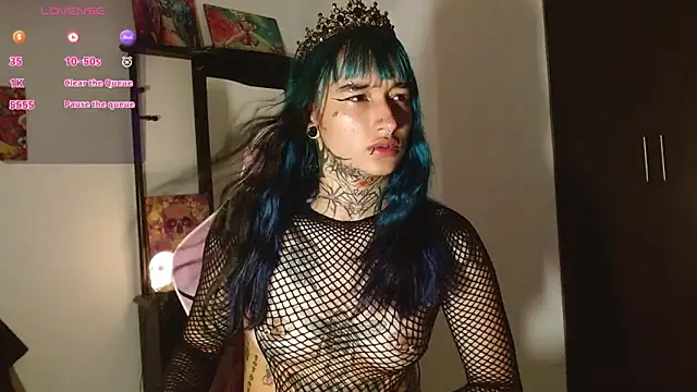 Snapshot of SharaRoss1 chatting on September 2025 09:15:01 PM SharaRoss1 online show from September 2025 09:15:01 PM