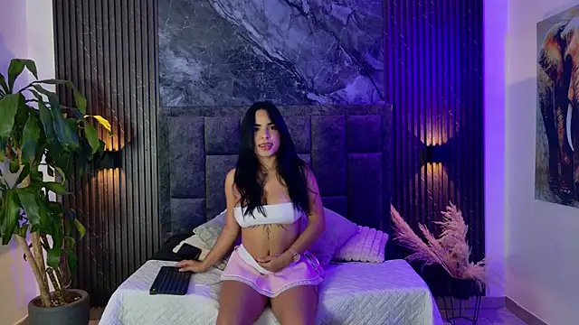 Snapshot of Lenna_s chatting on July 2026 08:46:01 PM Lenna s online show from July 2026 08:46:01 PM