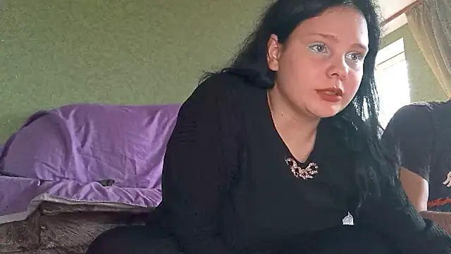 Snapshot of SweetPiggyx chatting on May 2026 02:34:02 PM SweetPiggyx online show from May 2026 02:34:02 PM