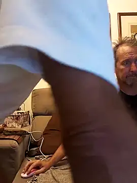 CasalcwBR online show from April 2026 10:58:01 PM