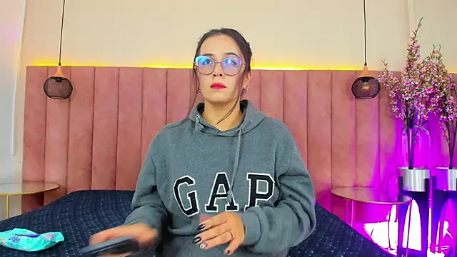 MeliissaAdamss online show from September 2025 09:15:02 PM