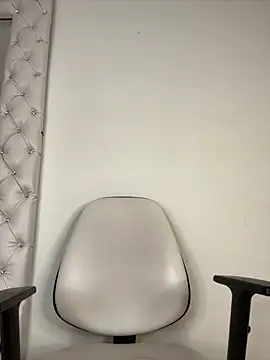 PapiStan online show from November 2025 02:55:02 AM