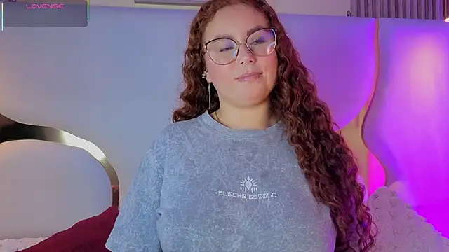 AmmberJones online show from January 2026 01:06:02 PM