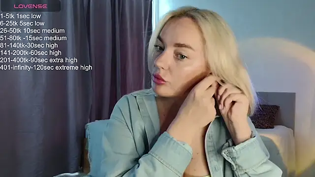 Snapshot of Eva___forever chatting on June 2026 09:29:02 AM Eva forever online show from June 2026 09:29:02 AM