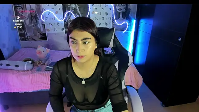 Snapshot of Medussa_katt chatting on July 2026 09:17:02 PM Medussa katt online show from July 2026 09:17:02 PM