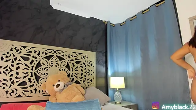 Amyblack   online show from September 2025 01:49:01 AM