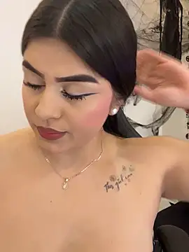 Kariina  69 online show from November 2025 03:28:02 AM